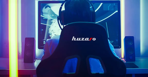Studio gamingowe z Huzaro – zainwestuj w najlepszy sprzęt do grania!