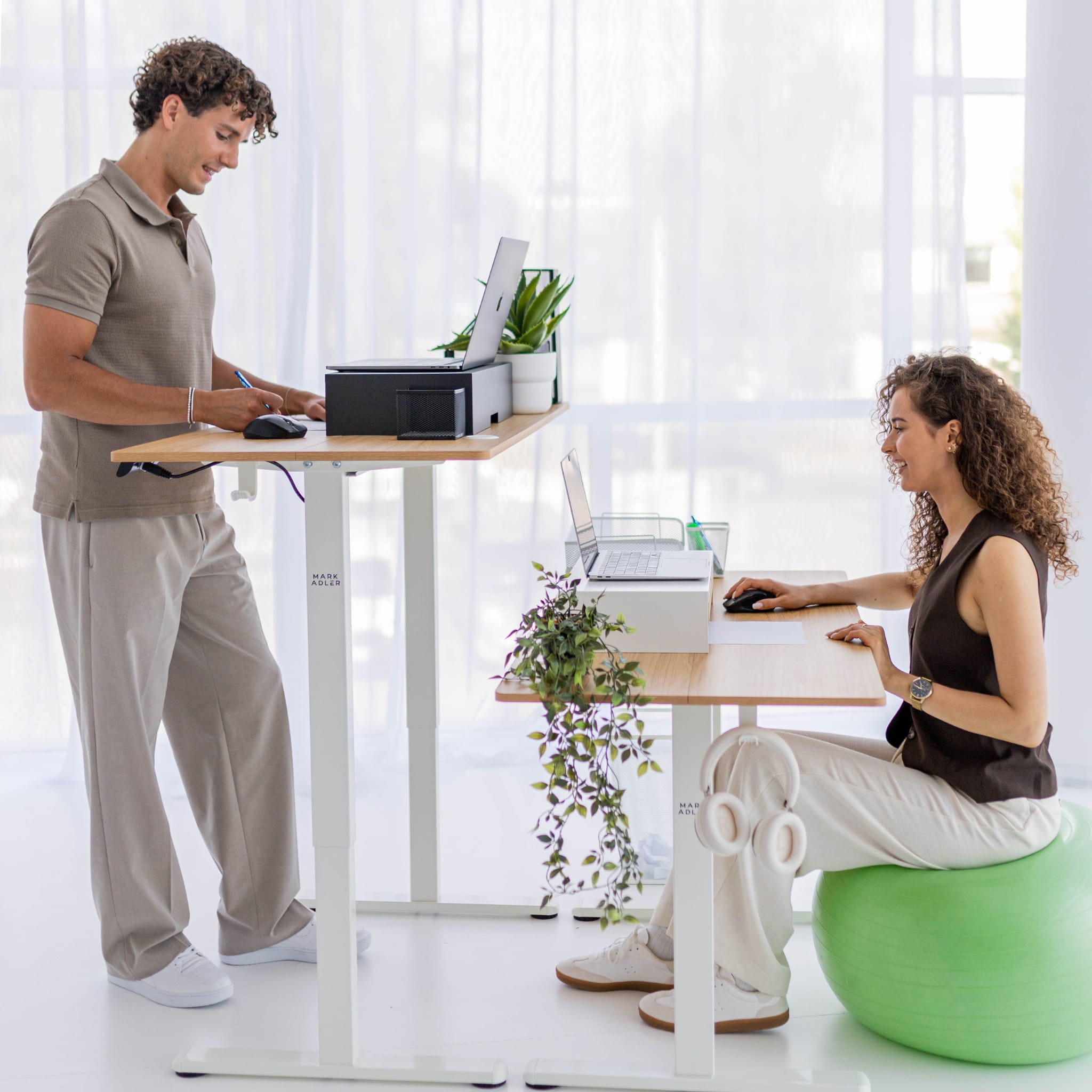 Mark Adler Leader 7.0 Elektrinis stalas Craft