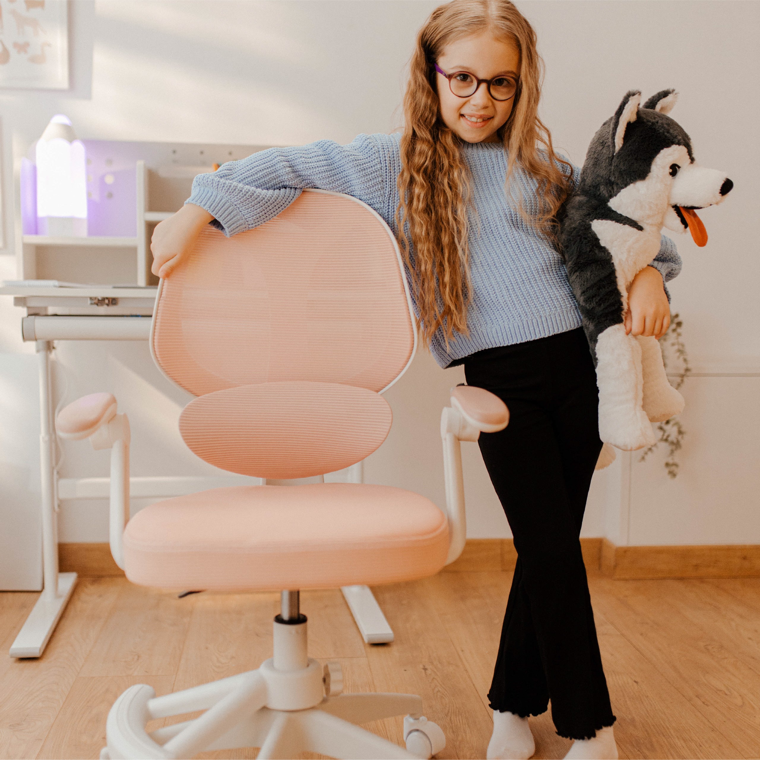 Mark Adler Junior 4.5  rožinė vaikiška rašomojo stalo kėdė