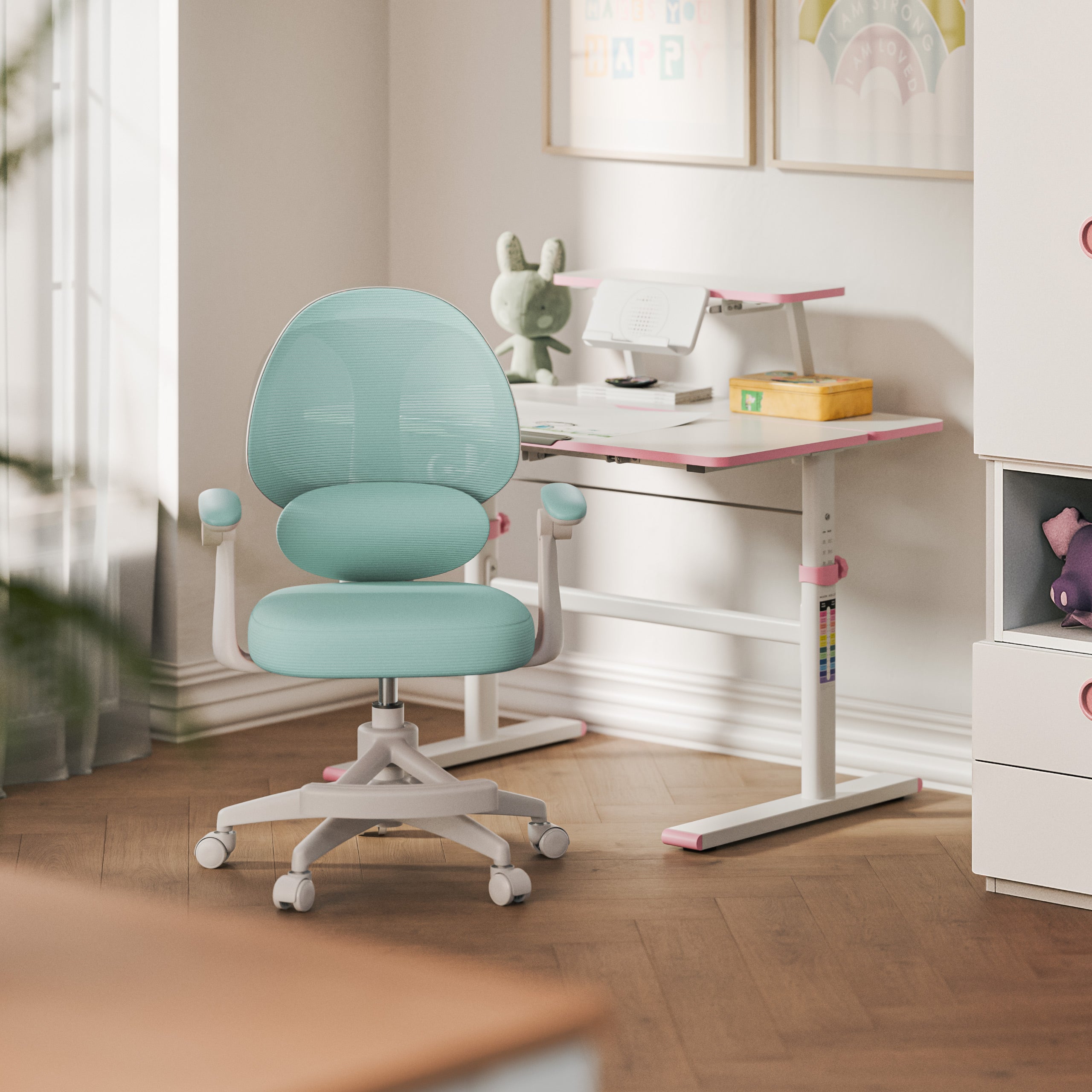 Mark Adler Junior 4.5 mėtų vaikiška rašomoji kėdė