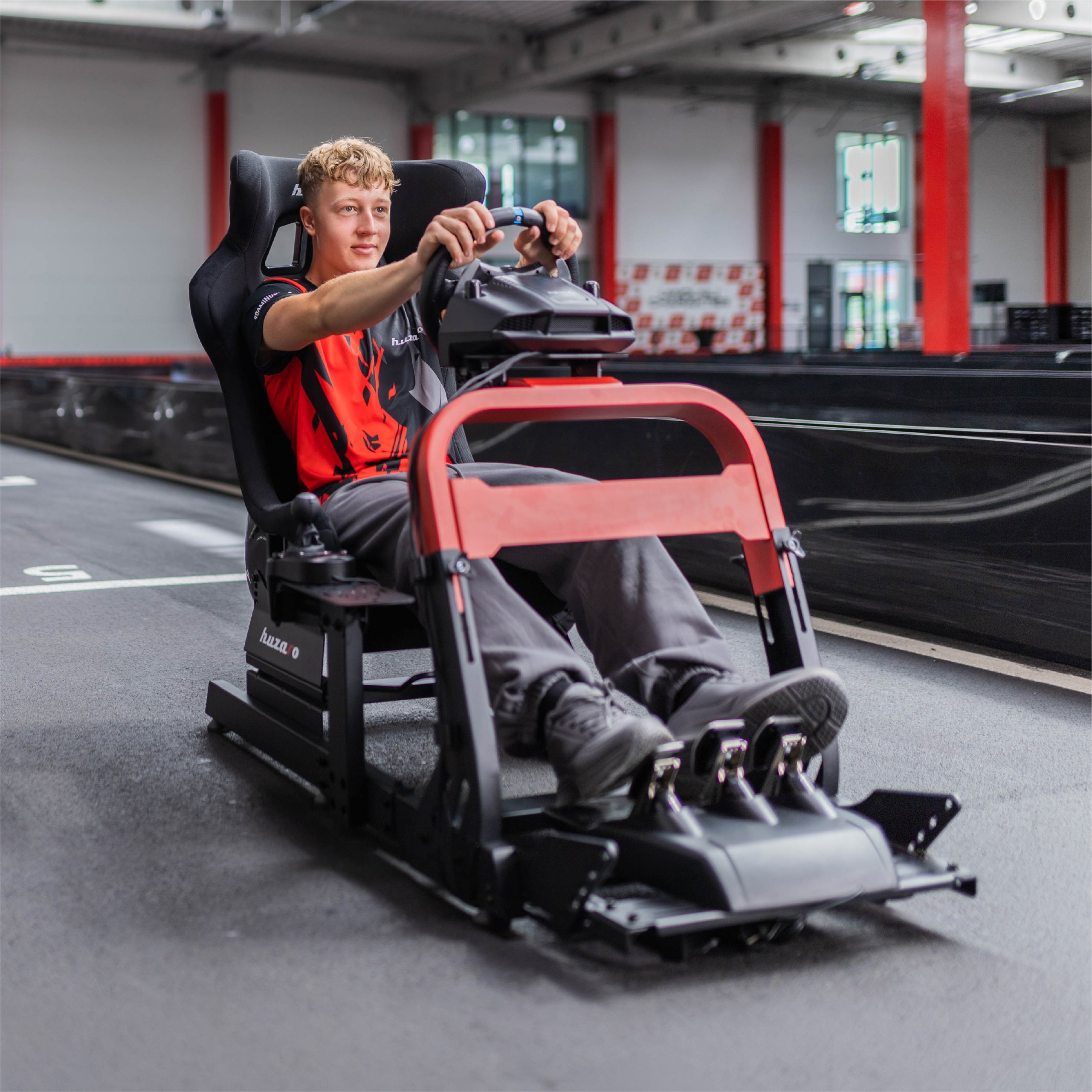 Lenktynių simuliatoriaus kokpitas Huzaro Speed 8.3 sim racing