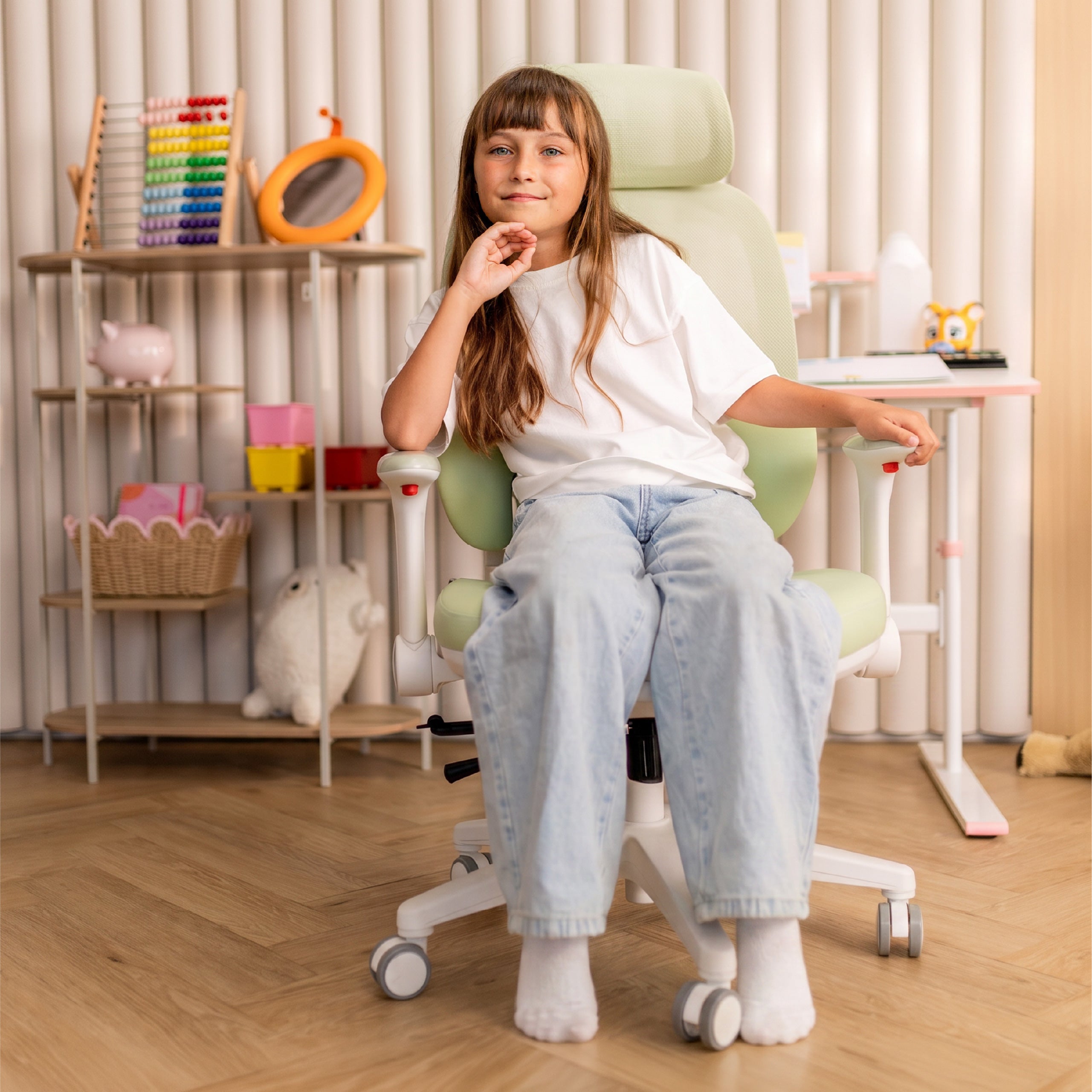 Ergonomiška vaikiška kėdutė "Mark Adler Junior 6.3 Green